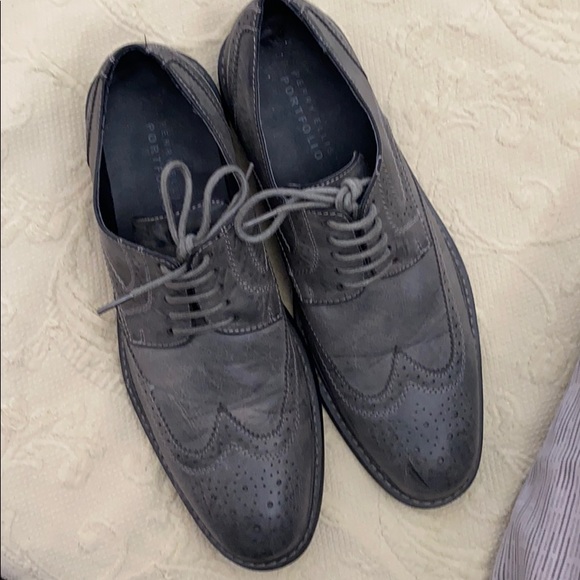 Perry Ellis Wing Tips - Picture 3 of 3